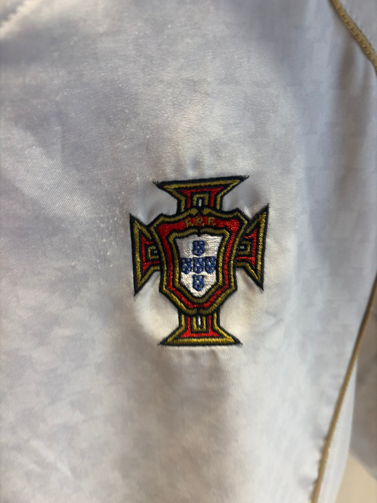 Portugal away - 2004/06 - S (7/10)