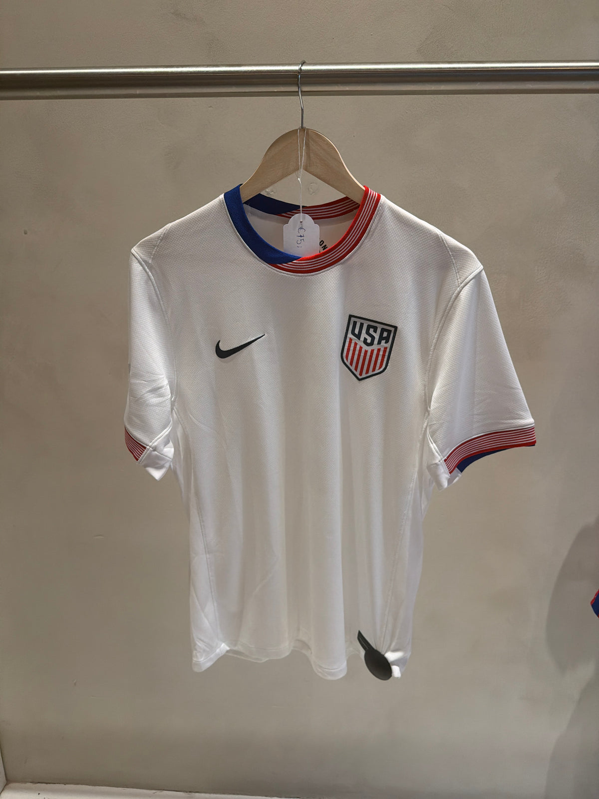 USA 2024-2026 (M) 8/10