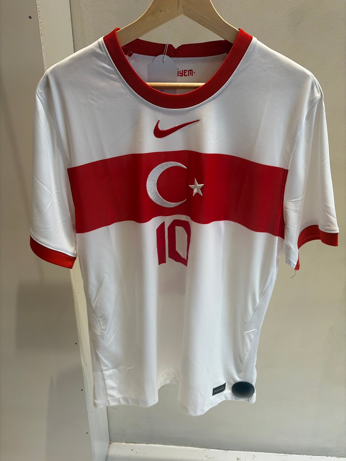 Turkey home - 2020/22 - Çalhanoglu L (10/10)
