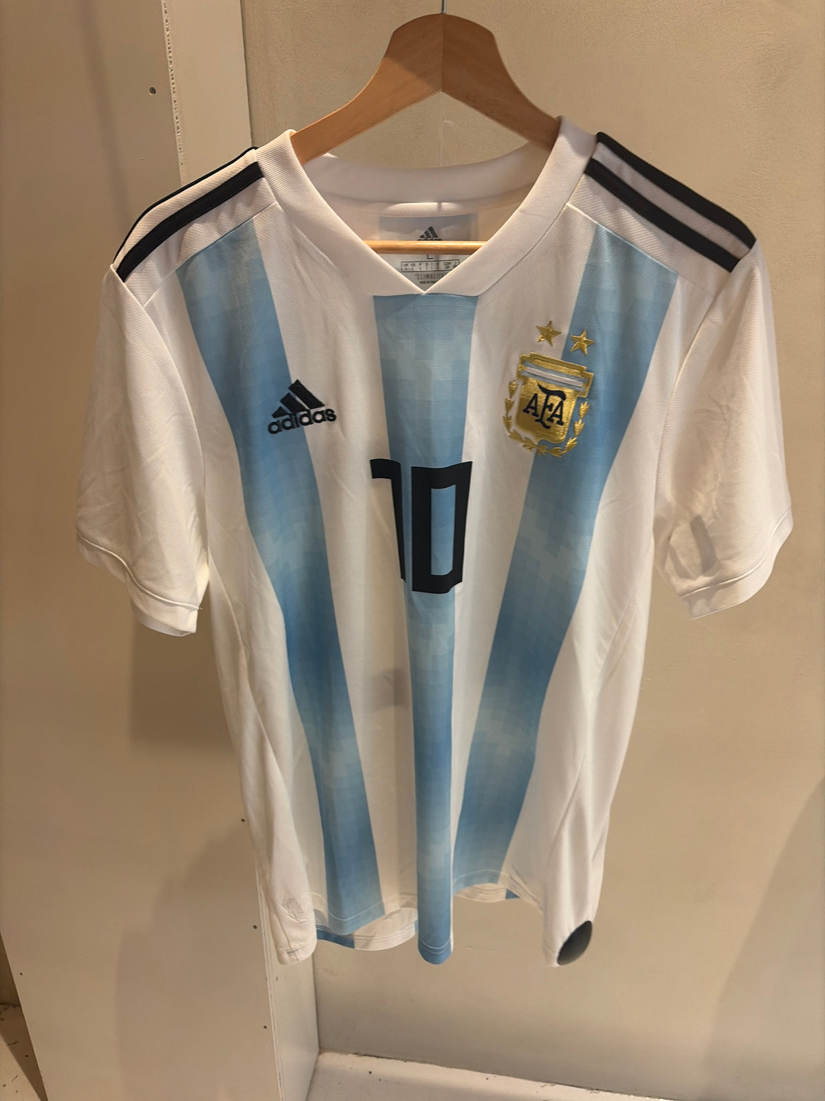 Argentina home 2018/19 - Messi L (9/10)